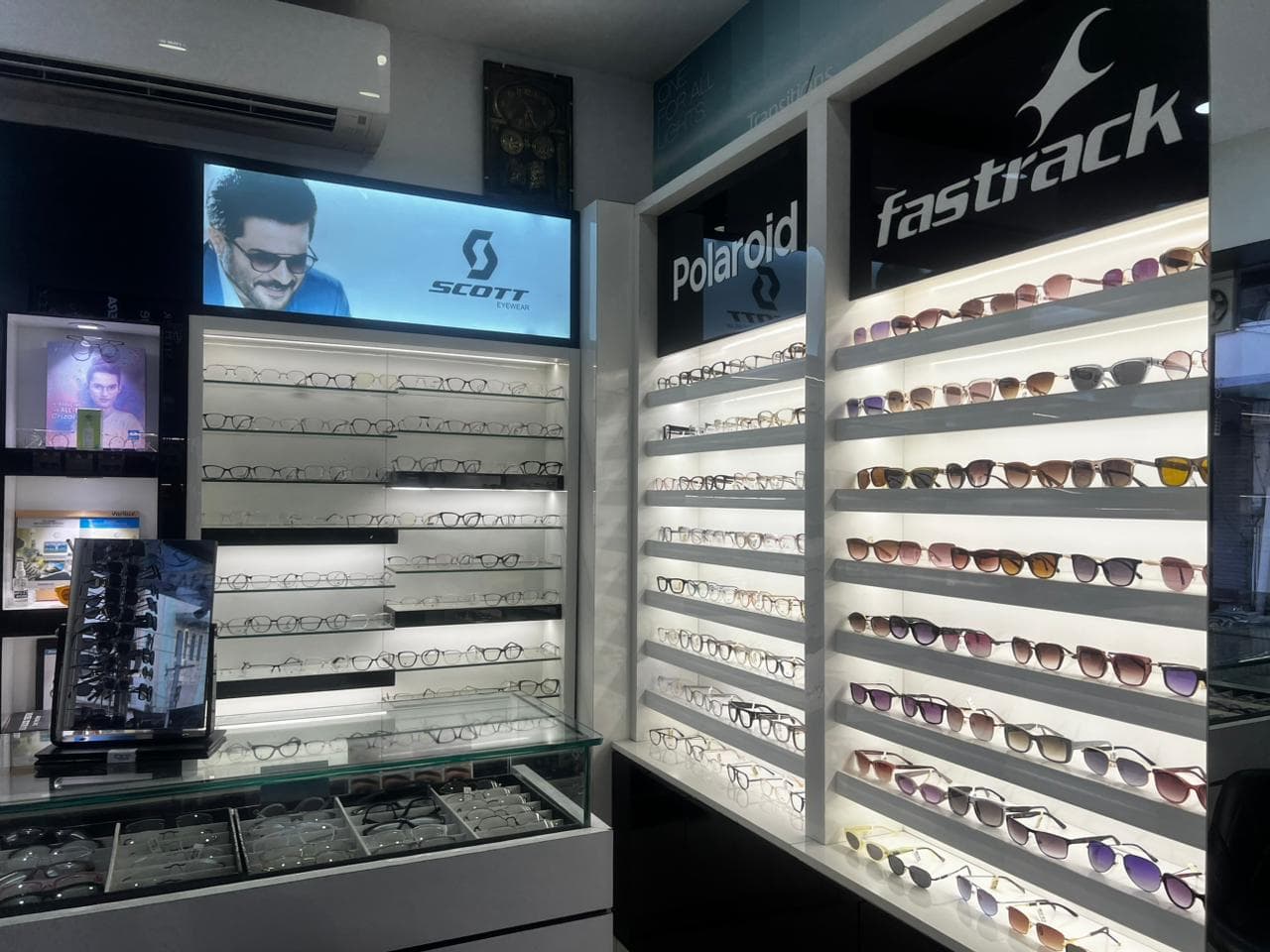 Buy 2 Frames + Premium Blue Cut Lenses